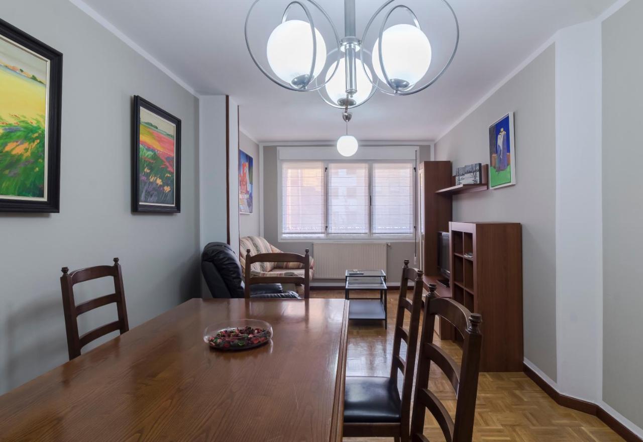 Apartamento Vital Aza Pola de Lena Eksteriør billede
